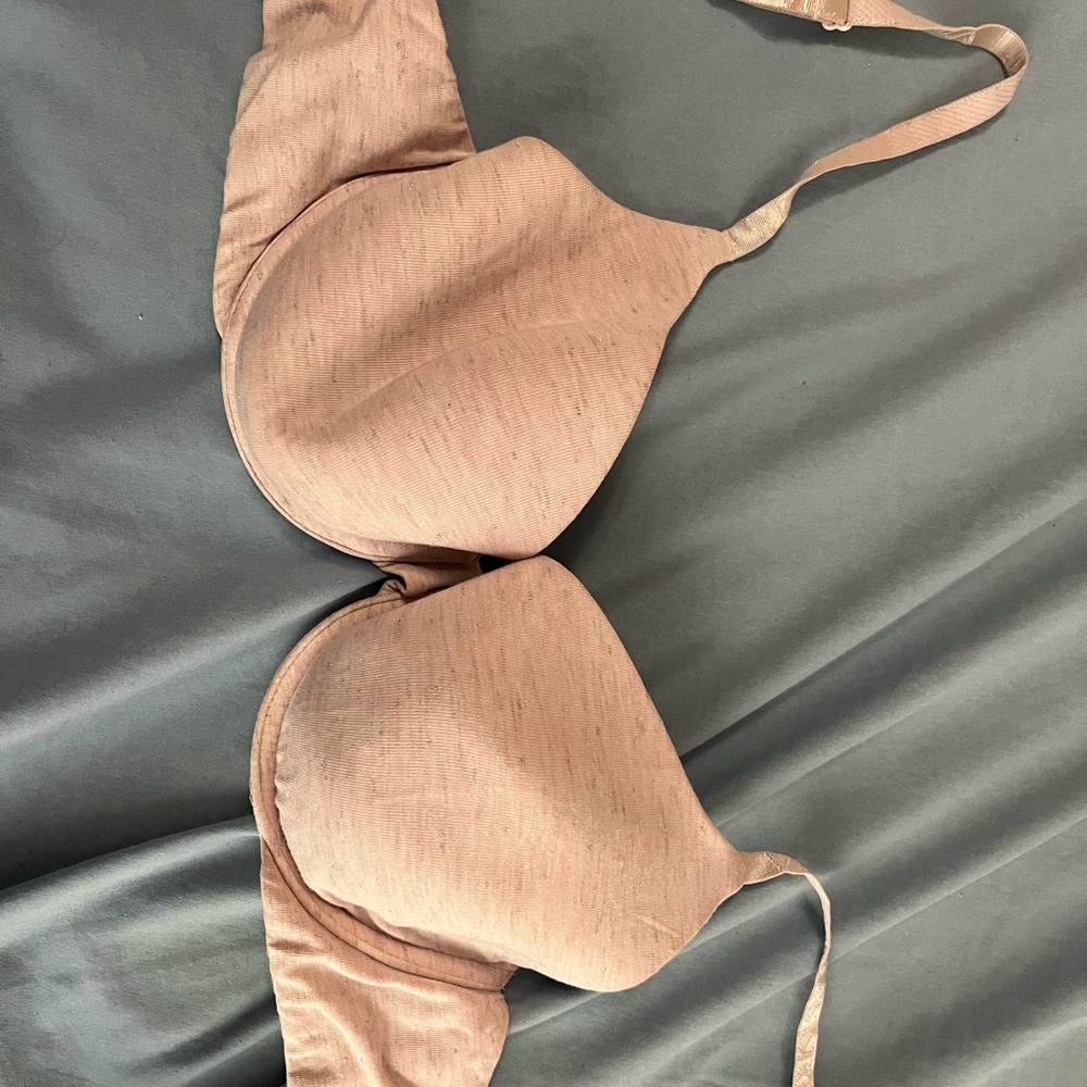 Victoria's Secret Molded Bra in Dusty Rose